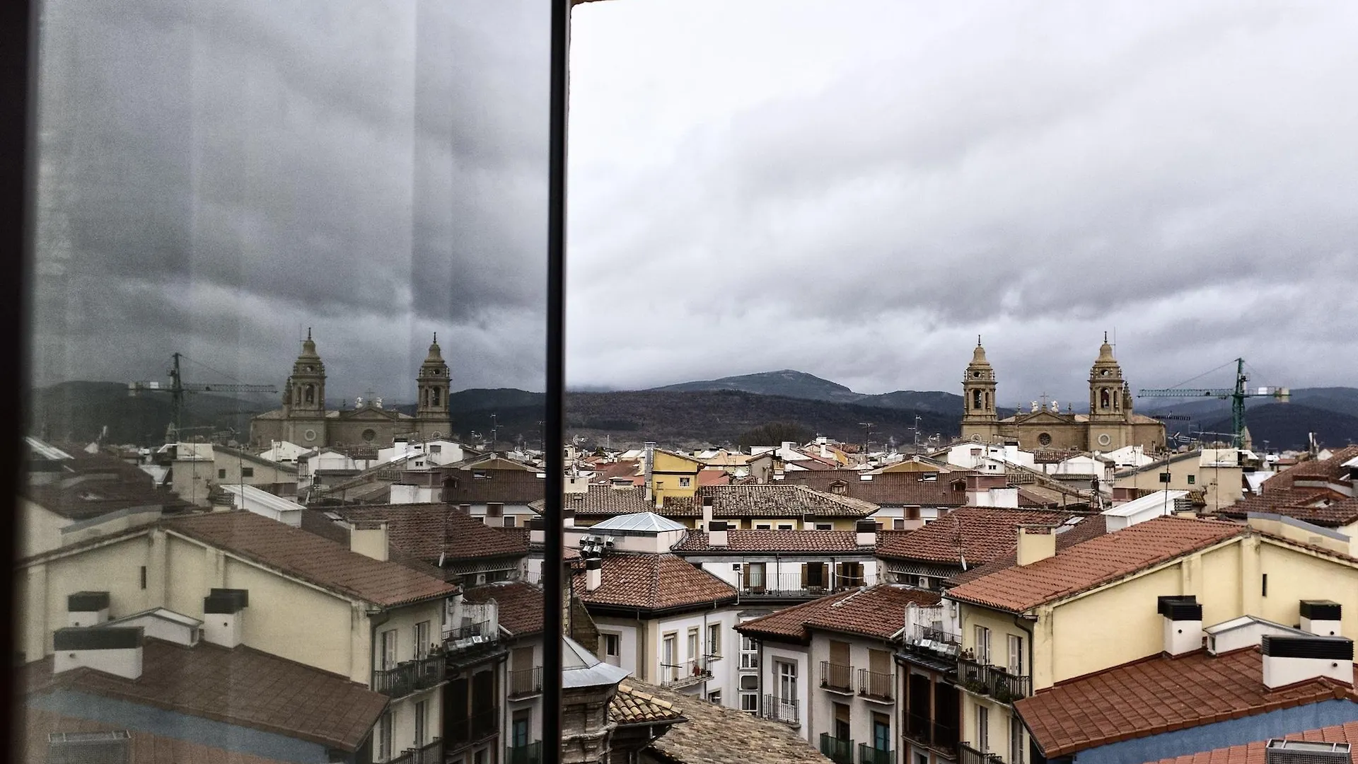 Maisonnave Pamplona Hotell